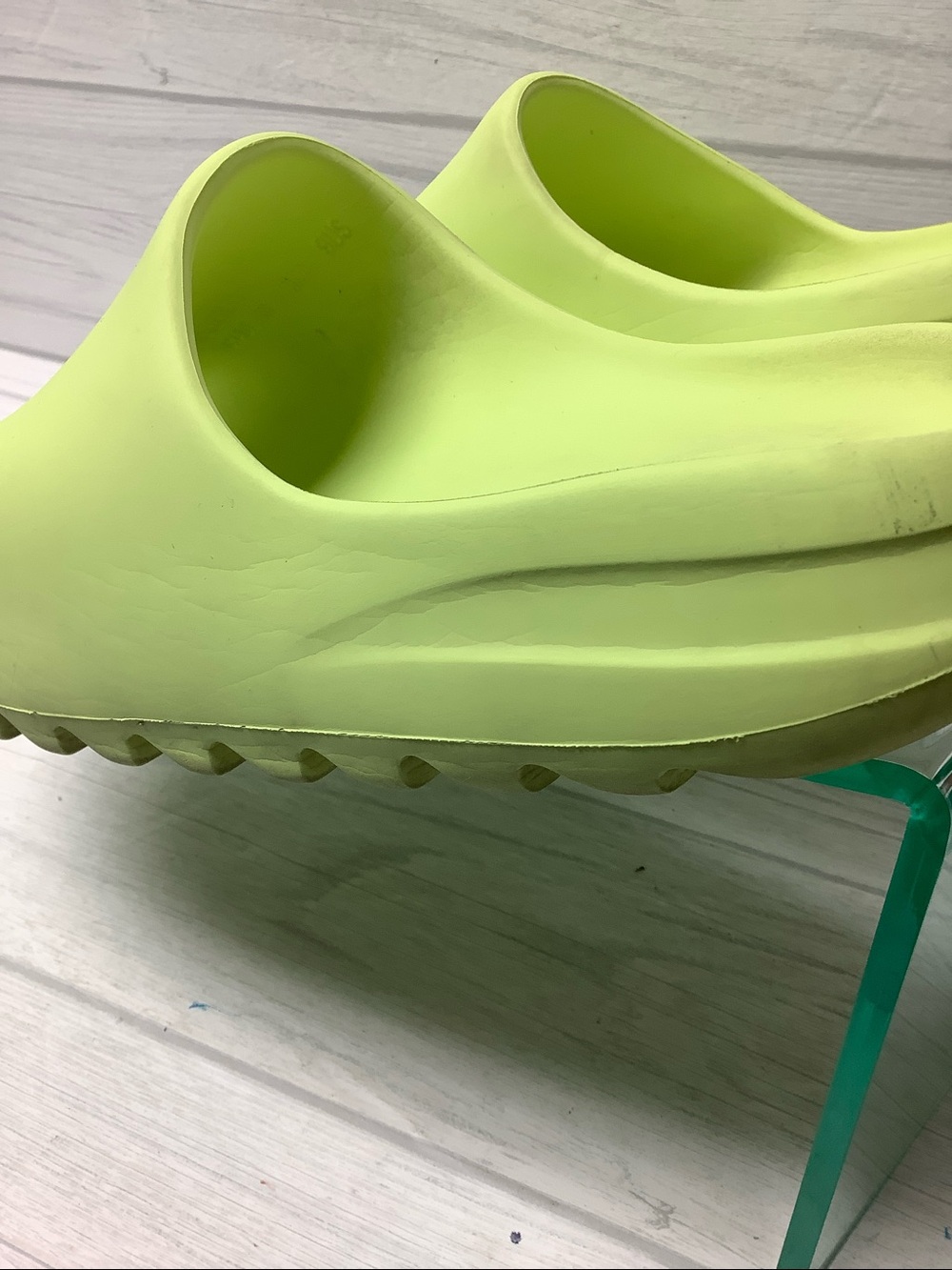 Yeezy Slip-On Slide Sandals - Picture 4 of 10